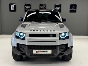 Land Rover Defender 2024