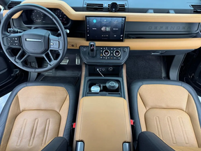 Land Rover Defender 90 2024