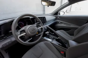 Hyundai Elantra / Avante 2023
