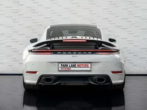 Porsche 911 Carrera 2025