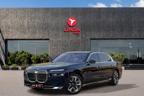 BMW 7 Series 740 2023