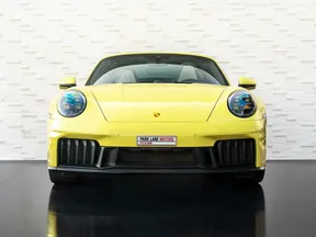 Porsche 911 Targa 4 GTS 2025
