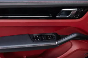Porsche Cayenne 2023