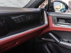 Porsche Cayenne 2024