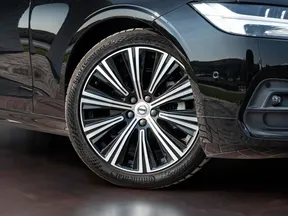 Volvo S90 2024
