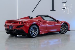 Ferrari F8 Spider 2022