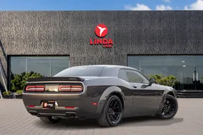 Dodge Challenger SRT Hellcat 2022