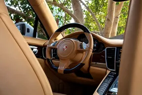 Porsche Panamera GTS 2013