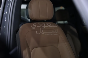 Land Rover Defender 110 2025