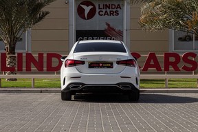 Mercedes-Benz A-Class 200 2021