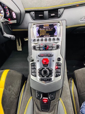 Lamborghini Aventador 2014