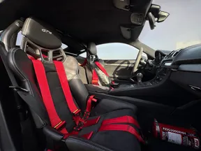 Porsche Cayman 718 GT4 2016
