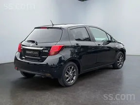 Toyota Yaris 2015