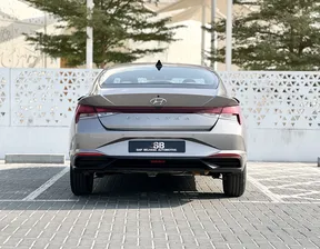 Hyundai Elantra / Avante 2023