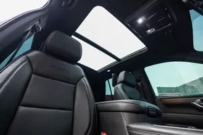 GMC Yukon XL 2500 2025