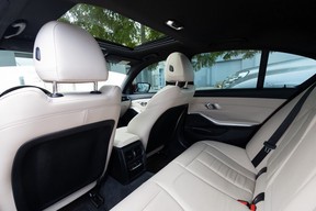 BMW 3 Series 330 2019