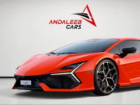 Lamborghini Revuelto 2024