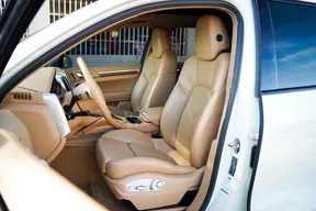Porsche Cayenne Turbo 2011
