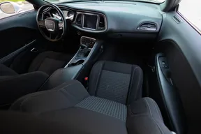 Dodge Challenger 2017