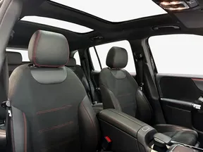 Mercedes-Benz EQB 350 2022