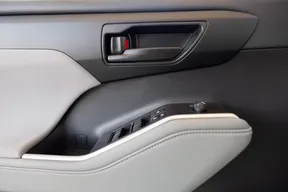 Toyota Highlander 2024