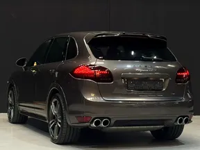 Porsche Cayenne GTS 2013