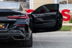 BMW 8 Series M850 2022