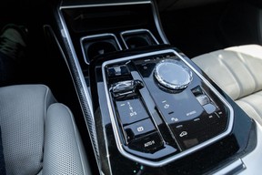 BMW 7 Series 760 2023