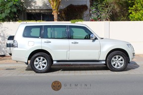 Mitsubishi Pajero / Shogun / Montero 2017