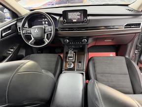 Mitsubishi Outlander / Airtek 2024