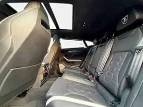 Lamborghini Urus 2025