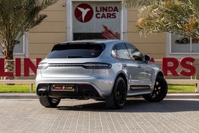 Porsche Macan GTS 2024