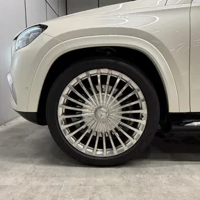 Mercedes-Benz Maybach GLS 600 2021