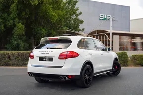 Porsche Cayenne Turbo 2011