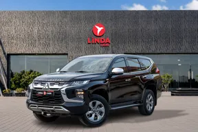 Mitsubishi Montero Sport 2024