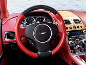 Aston Martin DB9 2010
