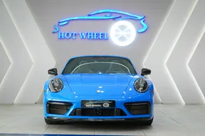 Porsche 911 Targa 4 GTS 2024