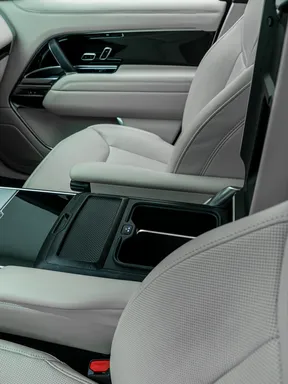 Land Rover Range Rover 2025