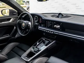 Porsche 911 Turbo S 2023