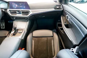 BMW 3 Series 320 2021