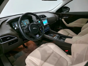 Jaguar F-Pace 2017