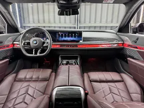 BMW 7 Series 760 2024