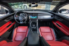 Jaguar XF 2020