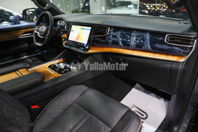 Jeep Grand Wagoneer 2023