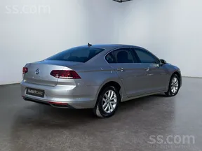 Volkswagen Passat 2021