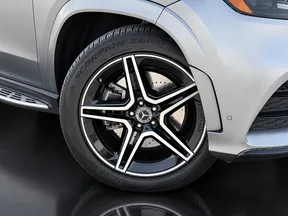 Mercedes-Benz GLS 450 2023