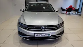 Volkswagen Passat 2022