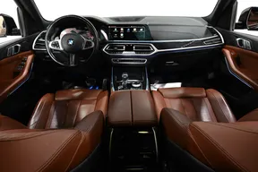 BMW X7 40 2022