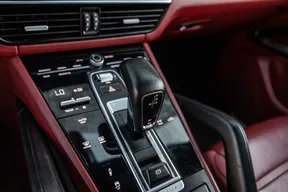 Porsche Cayenne 2022
