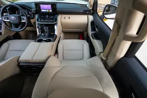 Toyota Land Cruiser 2025